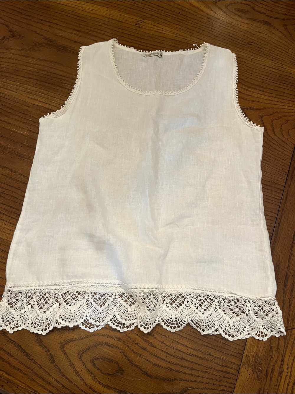Laura Bianchi White Crochet-Hem Linen Sleeveless Top, size small